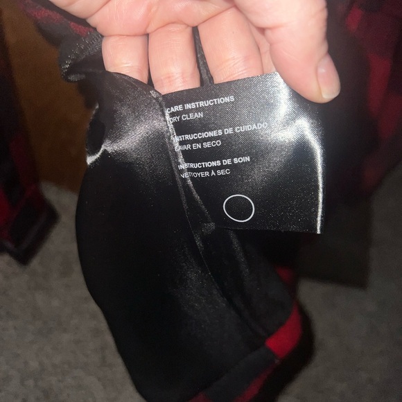 Red and black buffalo wool pea coat lined w/ pockets zippers and tiesEUC size s - Picture 9 of 10